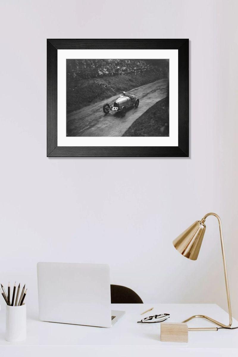 Shown hanging in a room: Modern 14"x12" (36x31cm)
