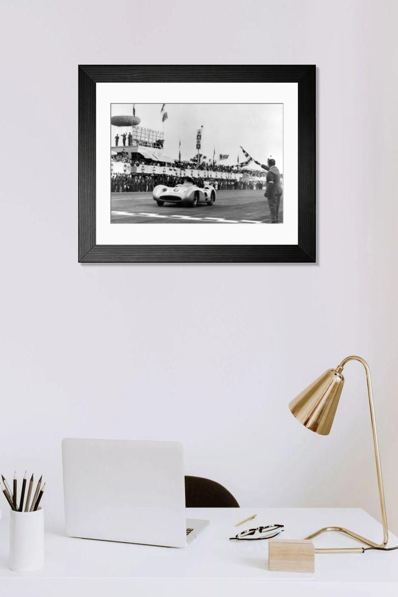 Shown hanging in a room: Modern 14"x12" (36x31cm)