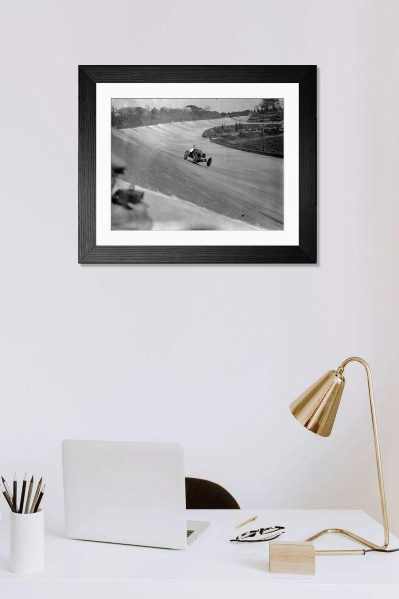Shown hanging in a room: Modern 14"x12" (36x31cm)