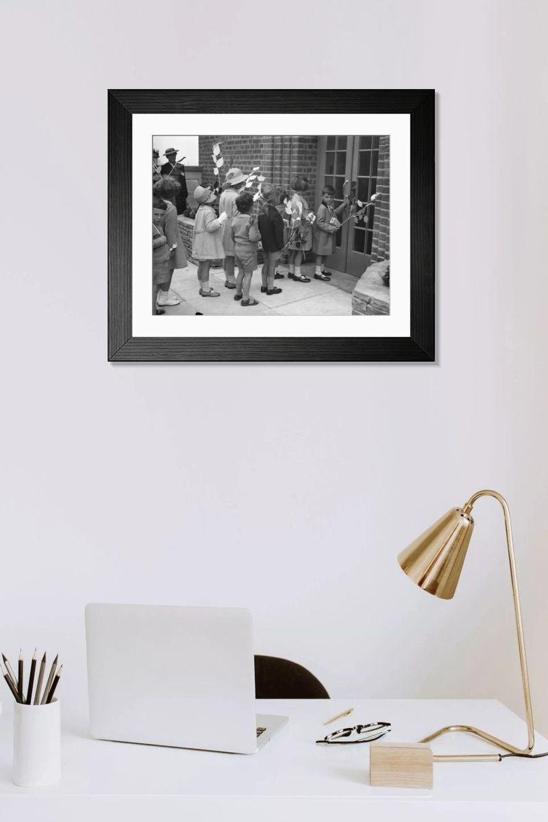Shown hanging in a room: Modern 14"x12" (36x31cm)