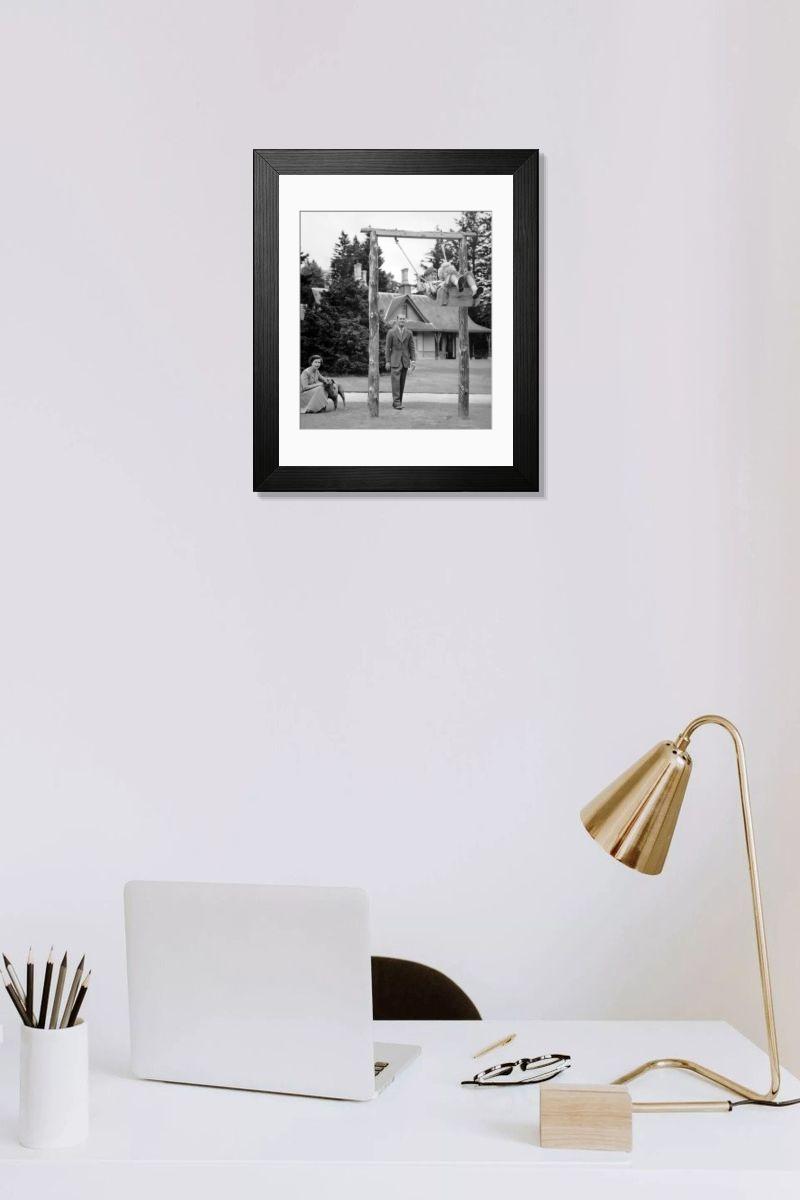 Shown hanging in a room: Modern 14"x12" (36x31cm)