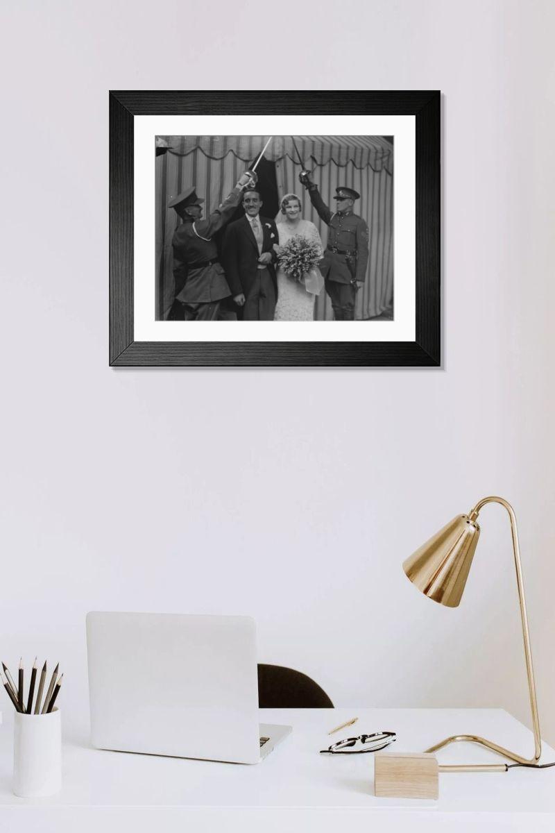 Shown hanging in a room: Modern 14"x12" (36x31cm)