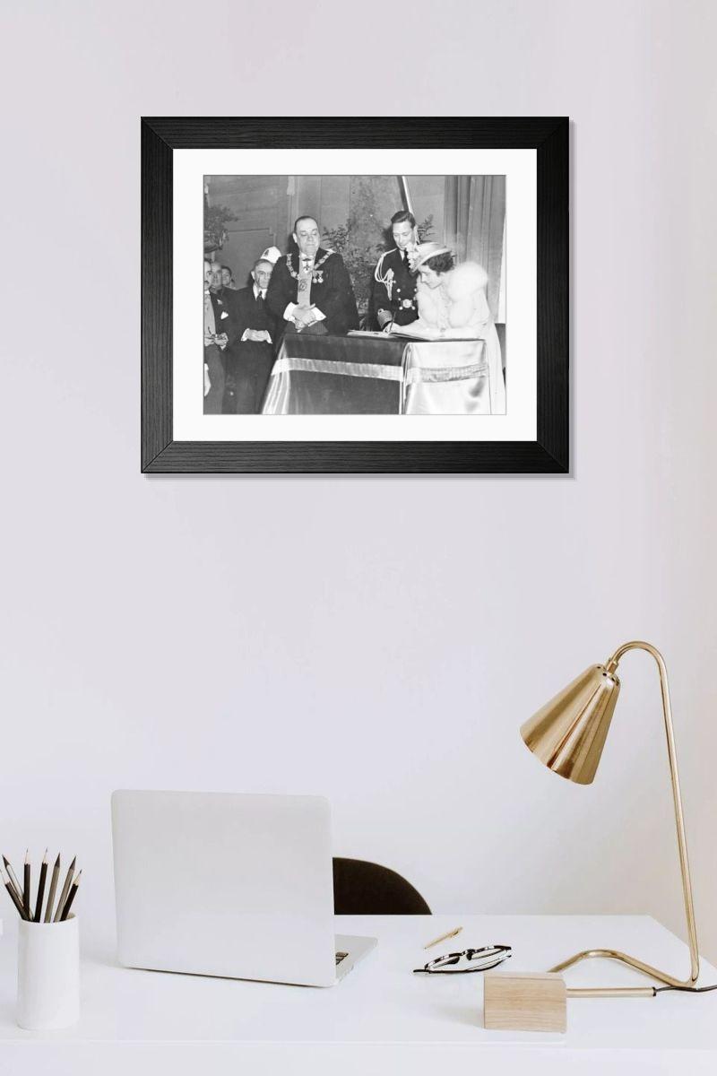 Shown hanging in a room: Modern 14"x12" (36x31cm)
