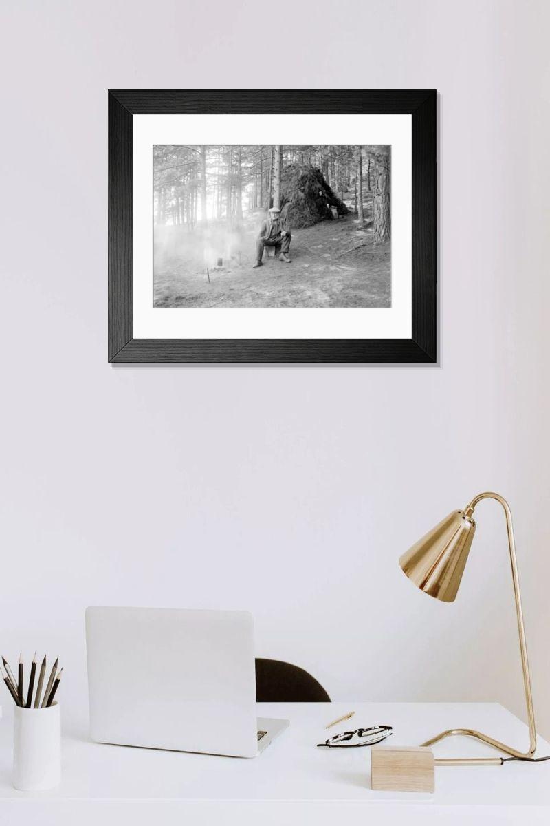 Shown hanging in a room: Modern 14"x12" (36x31cm)