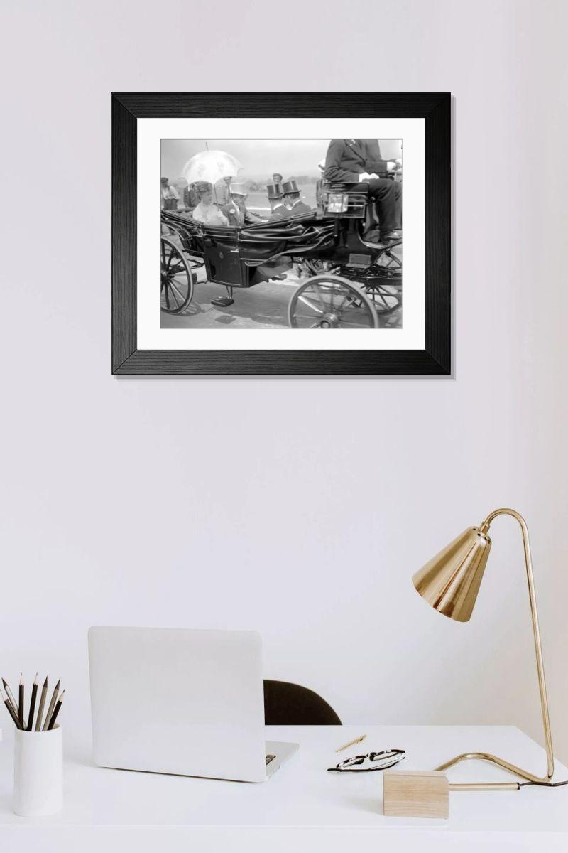 Shown hanging in a room: Modern 14"x12" (36x31cm)