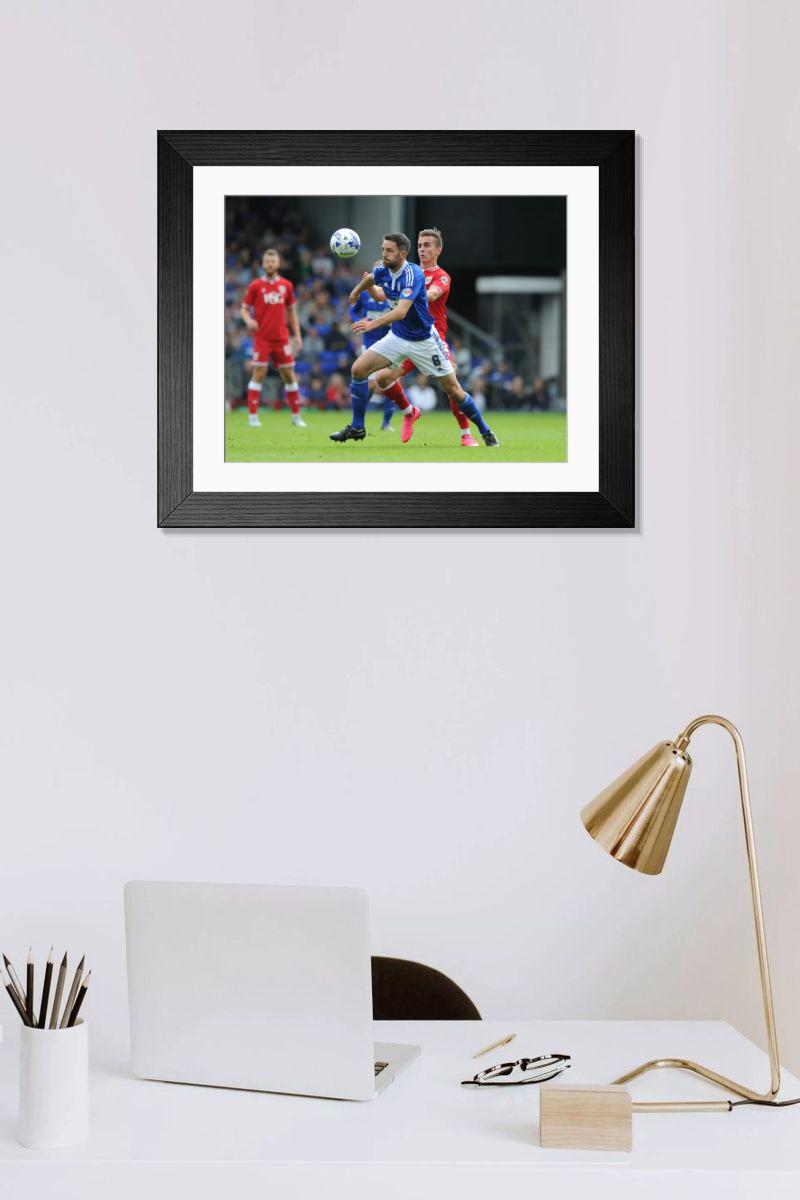 Shown hanging in a room: Modern 14"x12" (36x31cm)
