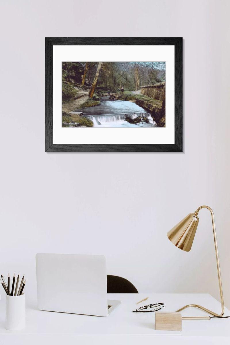 Shown hanging in a room: Modern 14"x12" (36x31cm)