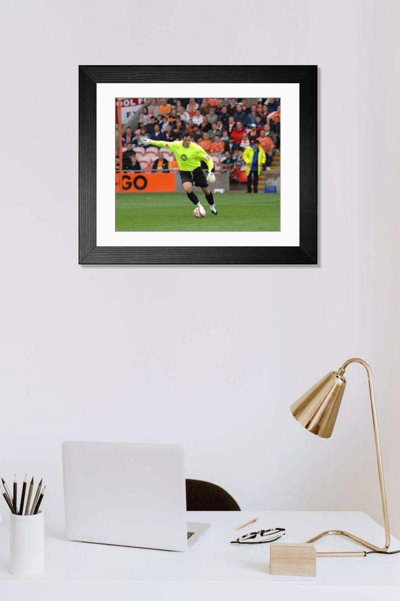 Shown hanging in a room: Modern 14"x12" (36x31cm)