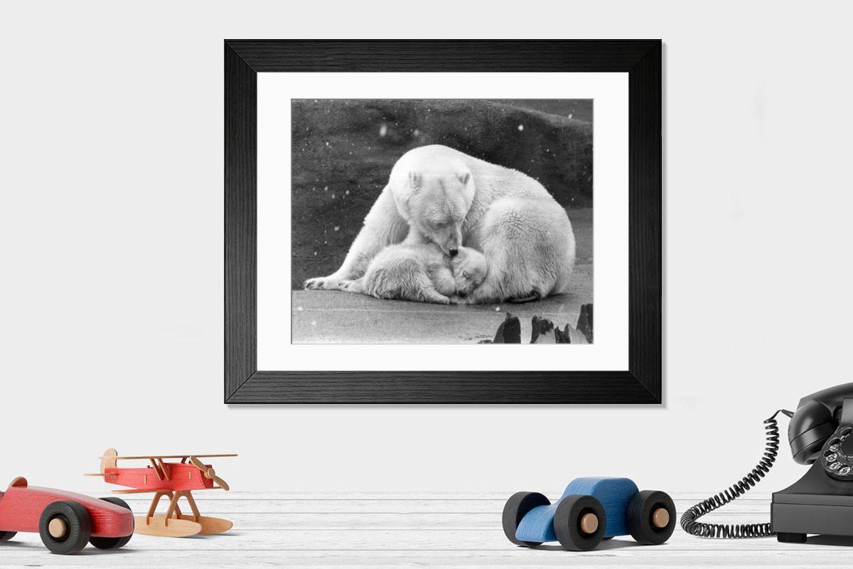 Shown hanging in a room: Modern 14"x12" (36x31cm)