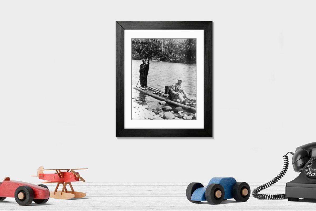 Shown hanging in a room: Modern 14"x12" (36x31cm)