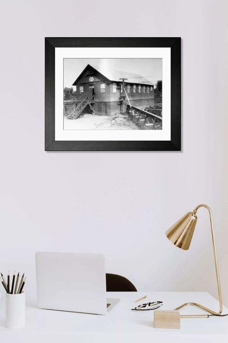 Shown hanging in a room: Modern 14"x12" (36x31cm)