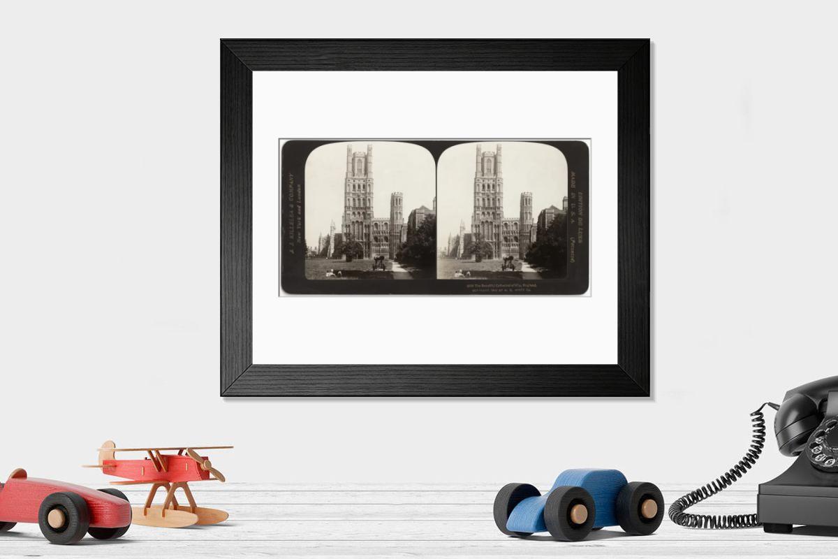 Shown hanging in a room: Modern 14"x12" (36x31cm)