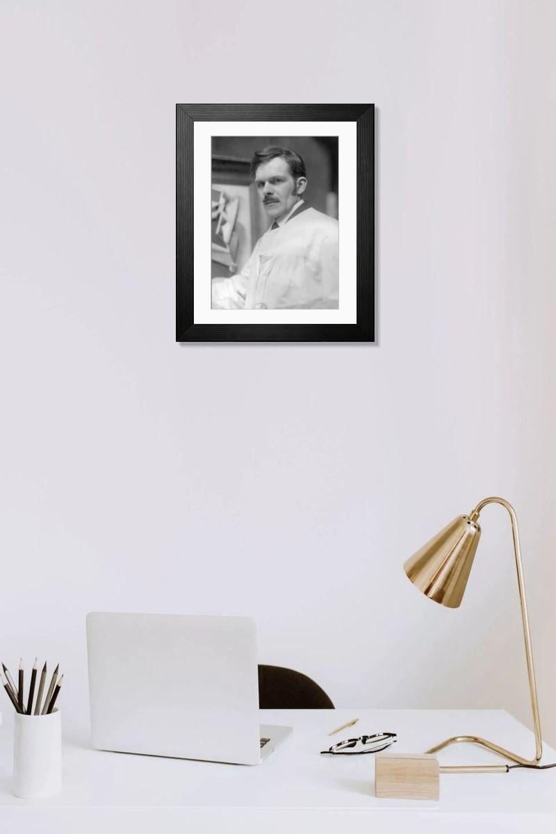 Shown hanging in a room: Modern 14"x12" (36x31cm)