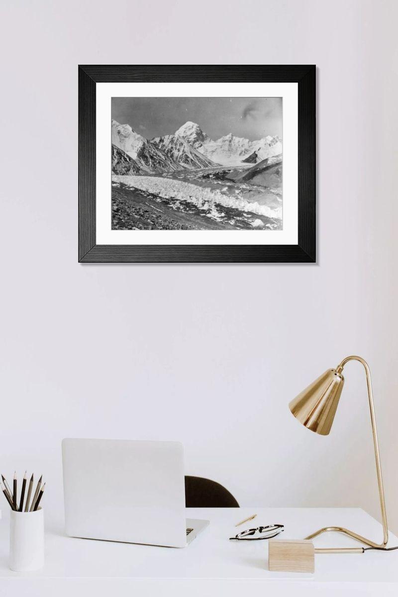 Shown hanging in a room: Modern 14"x12" (36x31cm)