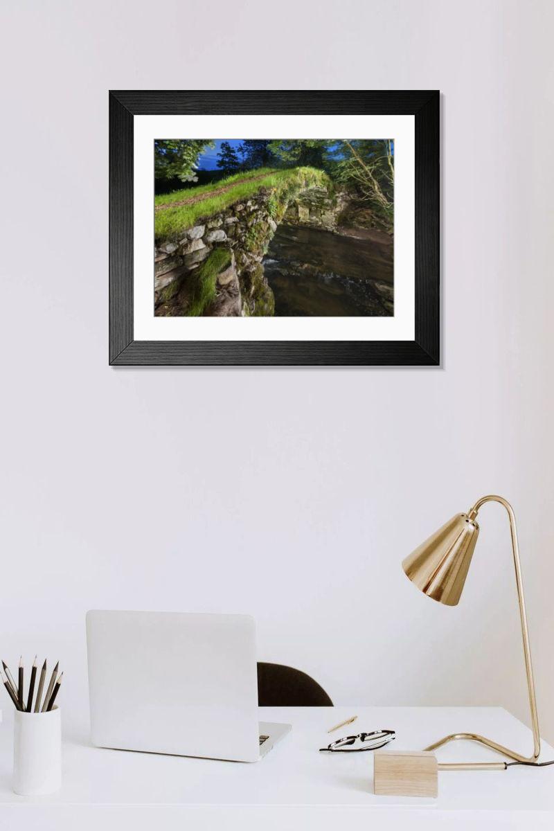 Shown hanging in a room: Modern 14"x12" (36x31cm)