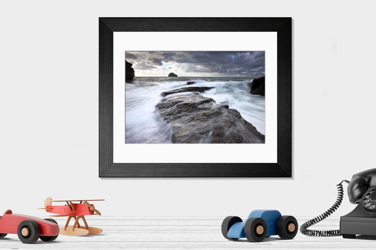 Shown hanging in a room: Modern 14"x12" (36x31cm)