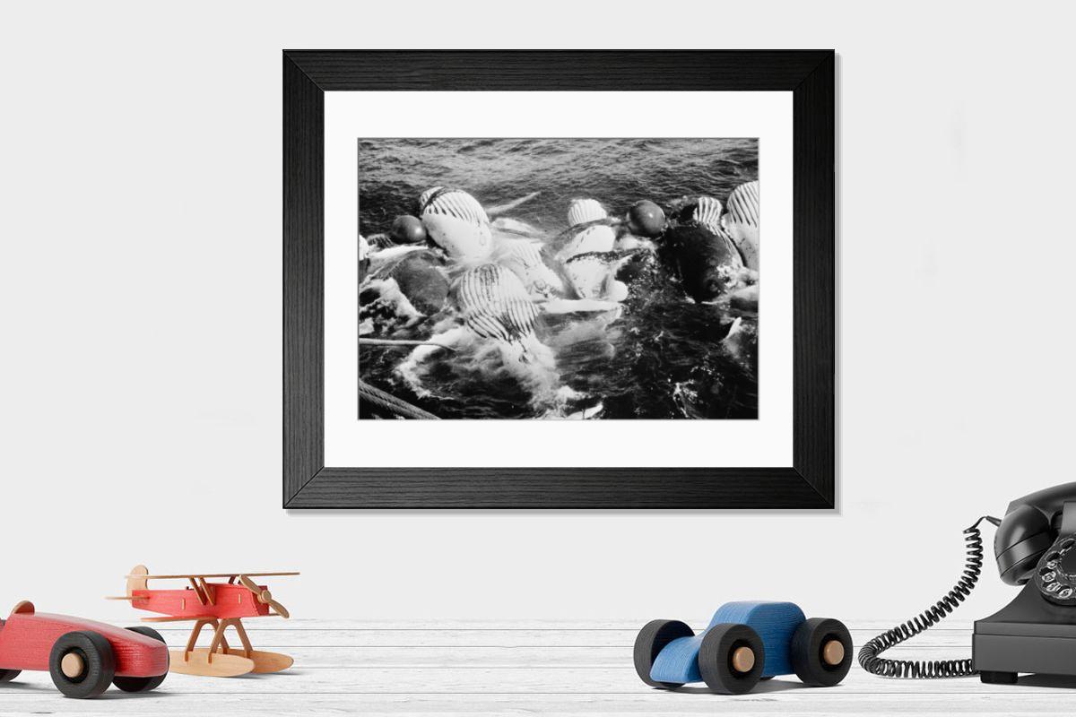 Shown hanging in a room: Modern 14"x12" (36x31cm)