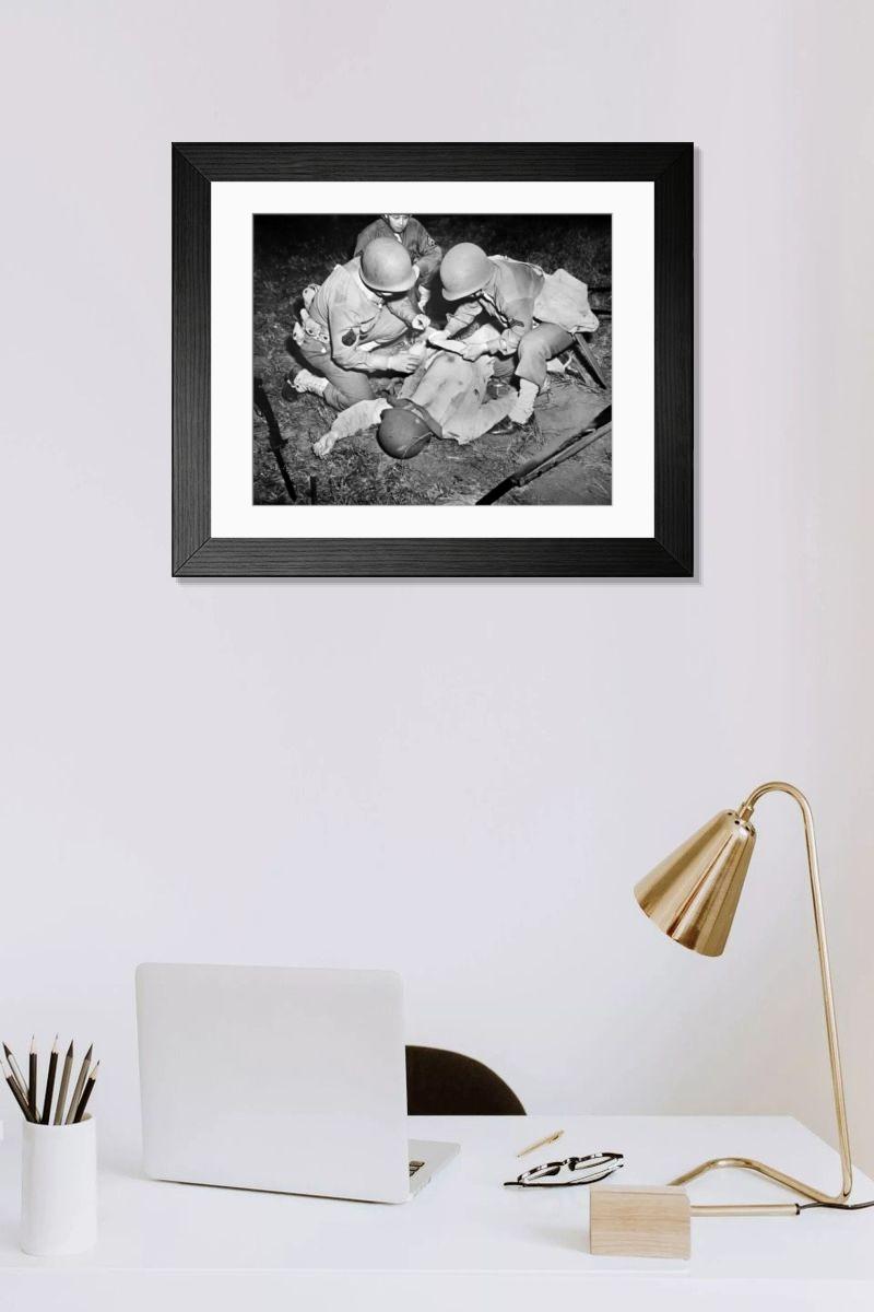 Shown hanging in a room: Modern 14"x12" (36x31cm)