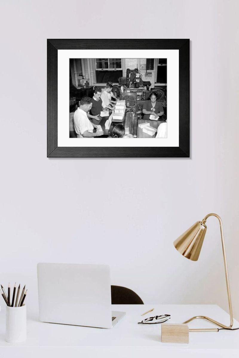 Shown hanging in a room: Modern 14"x12" (36x31cm)