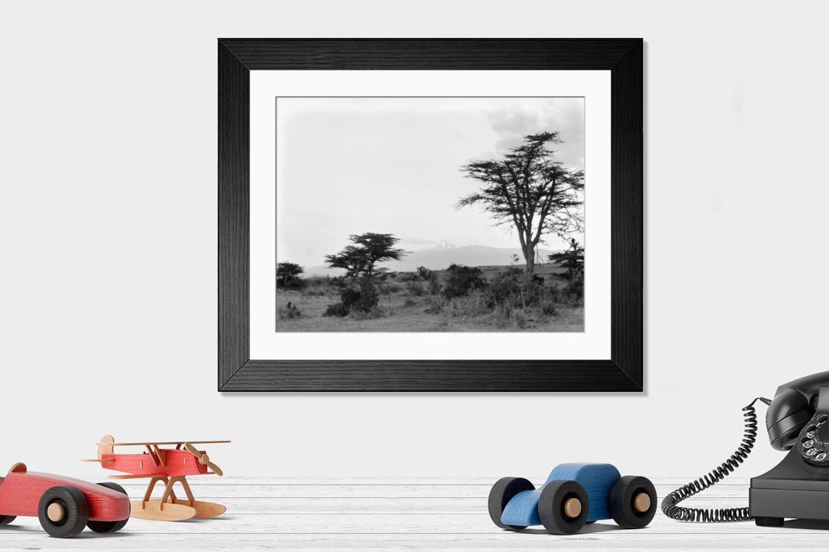 Shown hanging in a room: Modern 14"x12" (36x31cm)