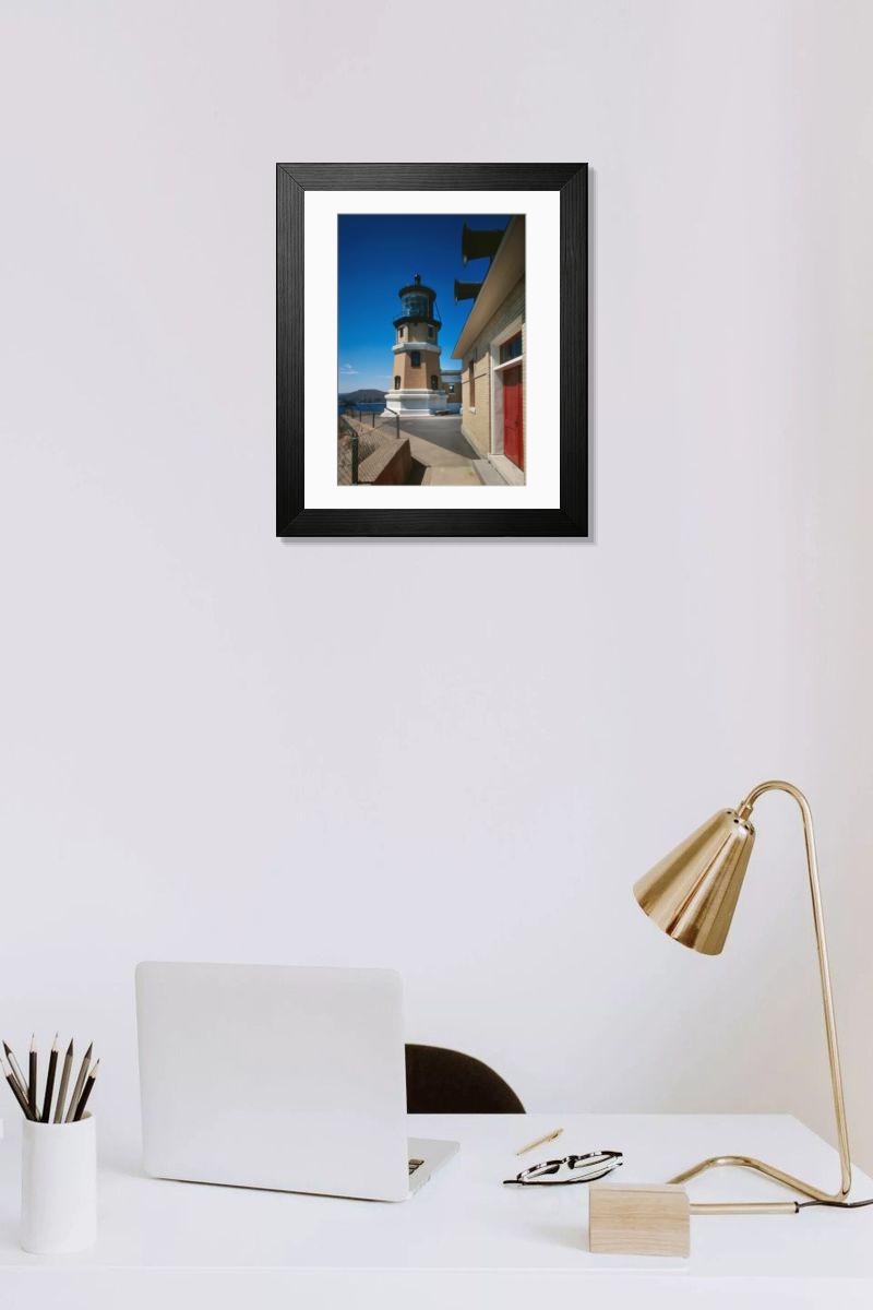 Shown hanging in a room: Modern 14"x12" (36x31cm)