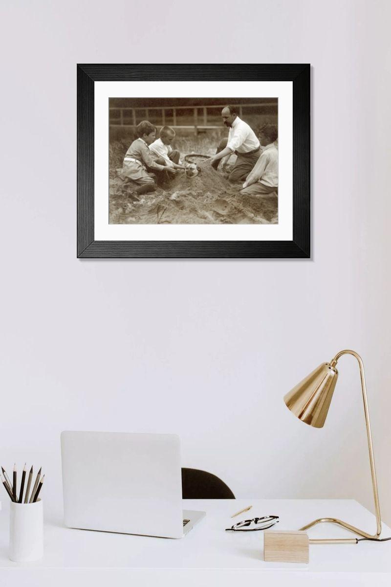 Shown hanging in a room: Modern 14"x12" (36x31cm)
