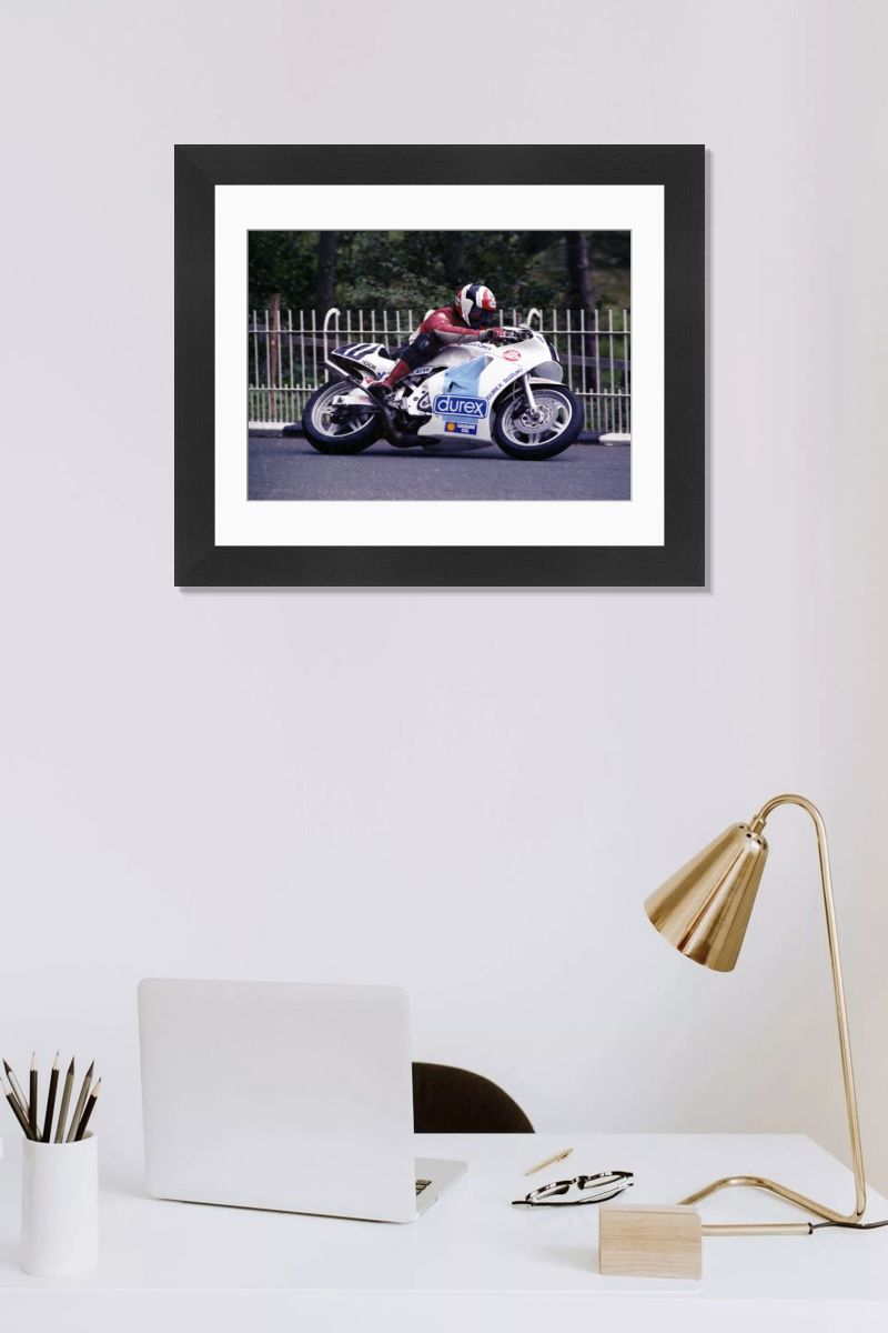 Johnny Rea (Suzuki) 1990 Supersport 400 TT Print. Art Prints