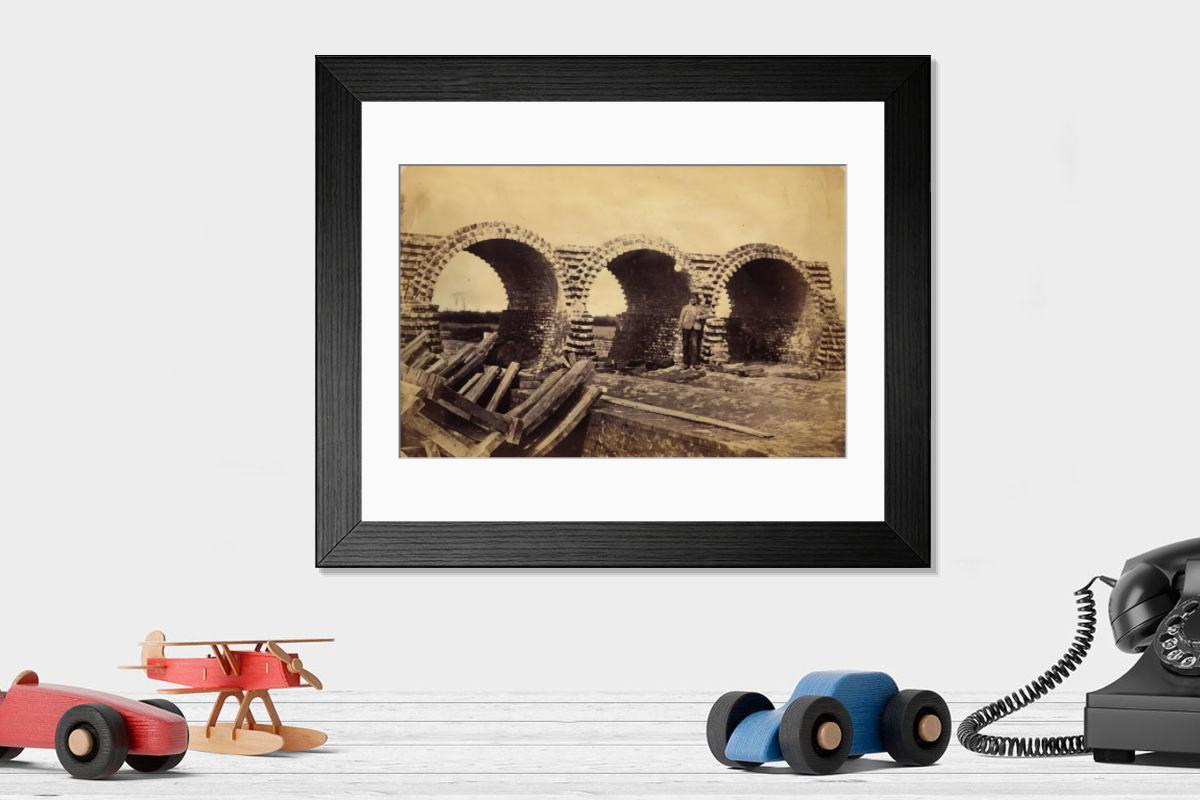 Shown hanging in a room: Modern 14"x12" (36x31cm)