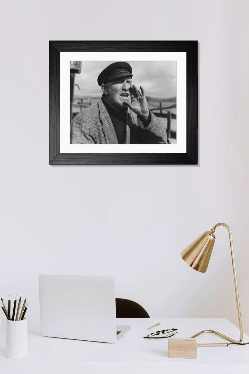Shown hanging in a room: Modern 14"x12" (36x31cm)