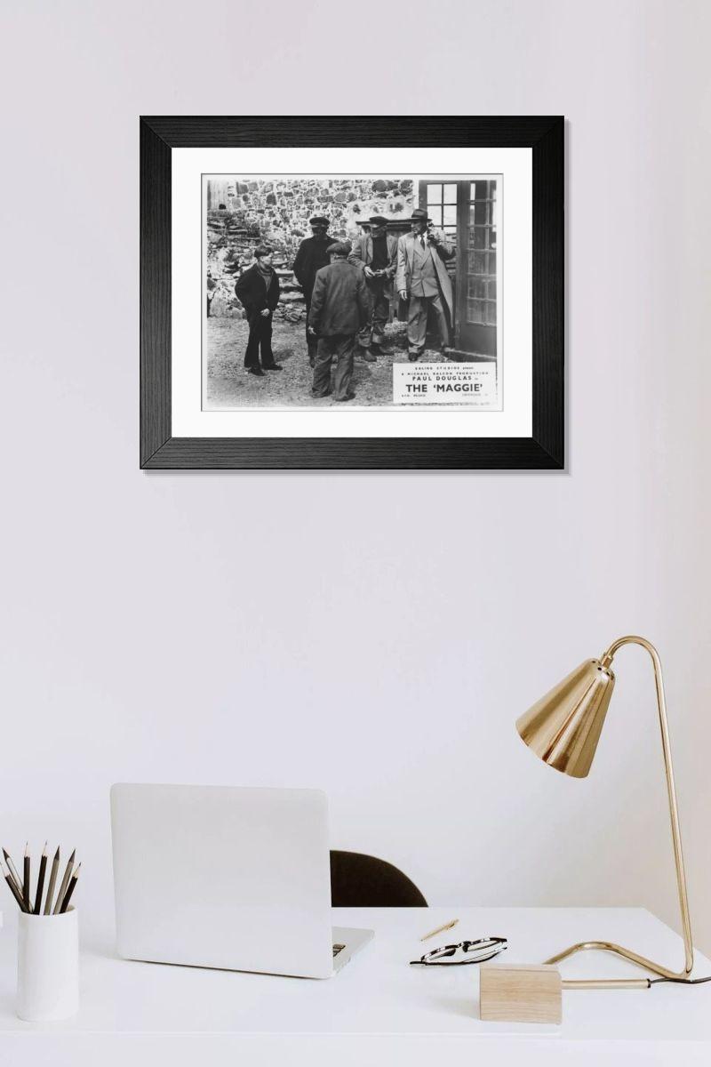 Shown hanging in a room: Modern 14"x12" (36x31cm)