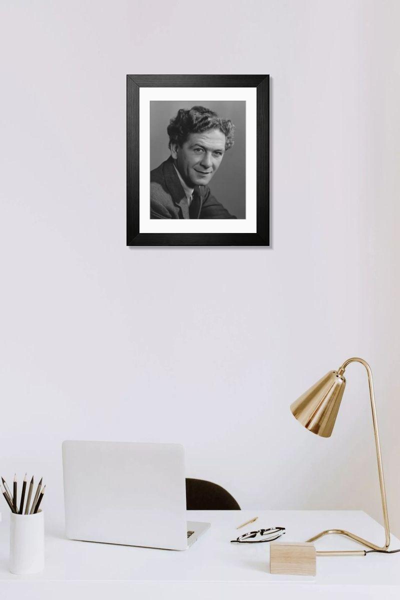 Shown hanging in a room: Modern 14"x12" (36x31cm)