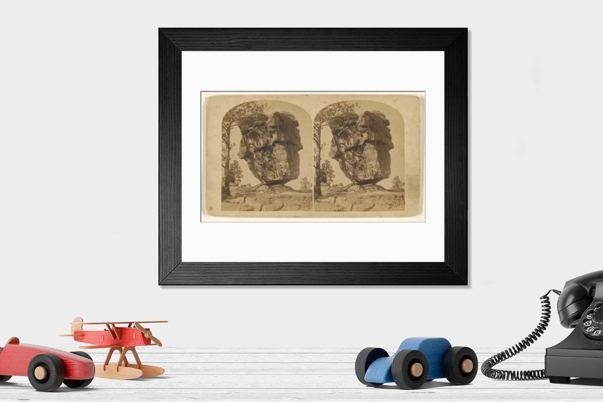 Shown hanging in a room: Modern 14"x12" (36x31cm)