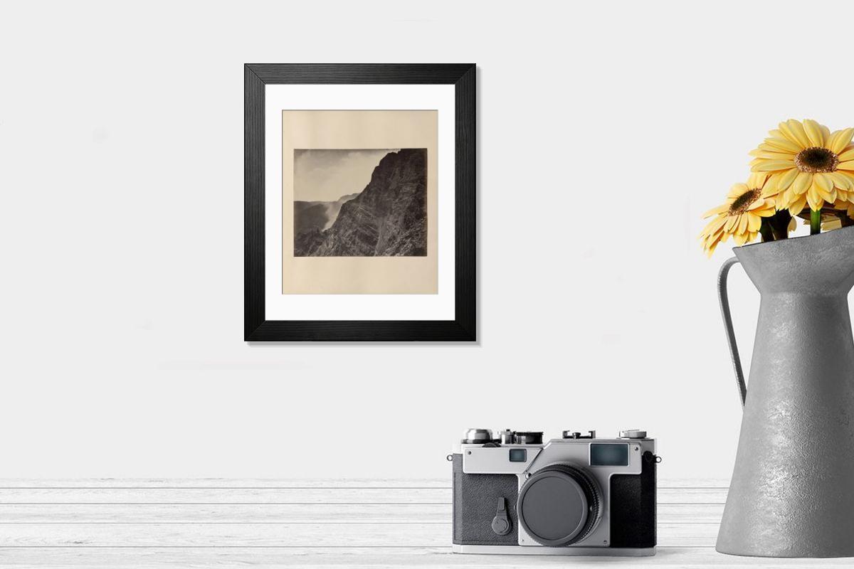 Shown hanging in a room: Modern 14"x12" (36x31cm)