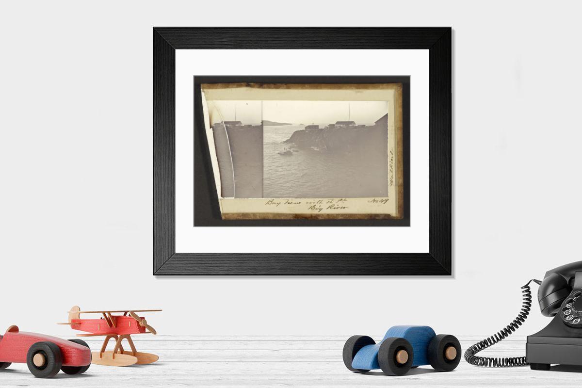 Shown hanging in a room: Modern 14"x12" (36x31cm)