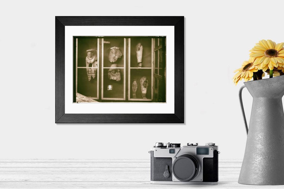 Shown hanging in a room: Modern 14"x12" (36x31cm)