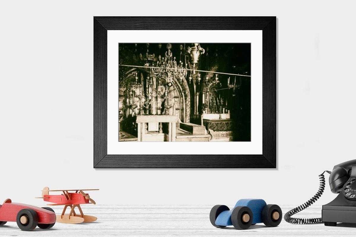 Shown hanging in a room: Modern 14"x12" (36x31cm)