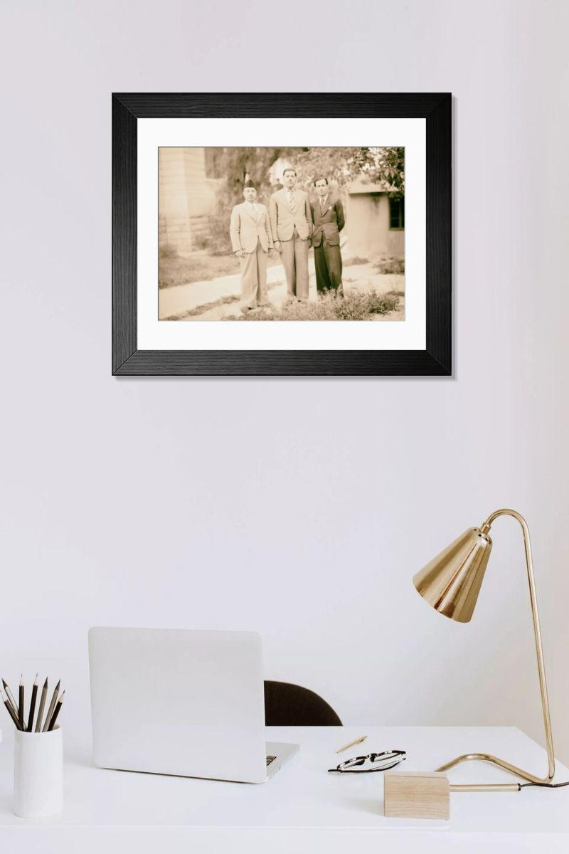Shown hanging in a room: Modern 14"x12" (36x31cm)