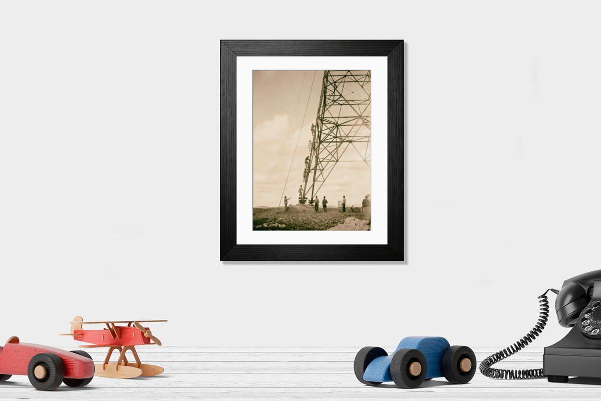 Shown hanging in a room: Modern 14"x12" (36x31cm)
