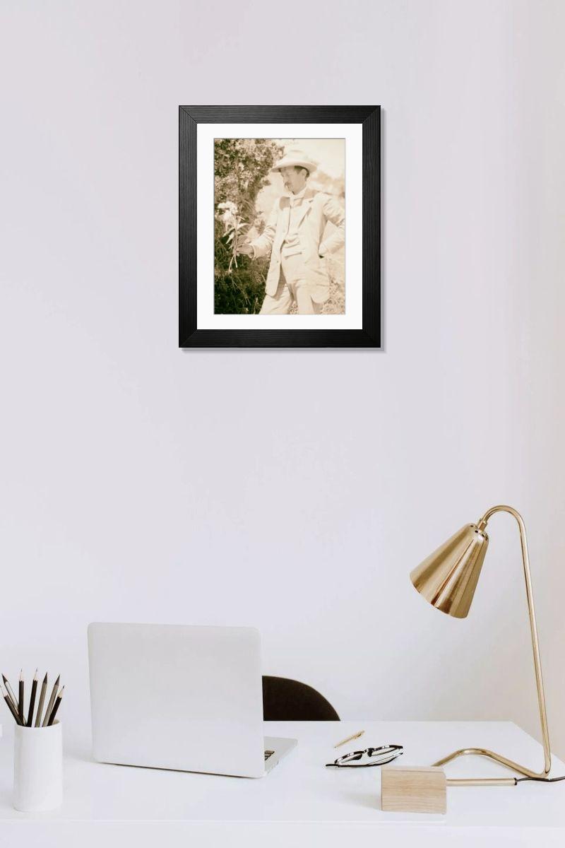 Shown hanging in a room: Modern 14"x12" (36x31cm)