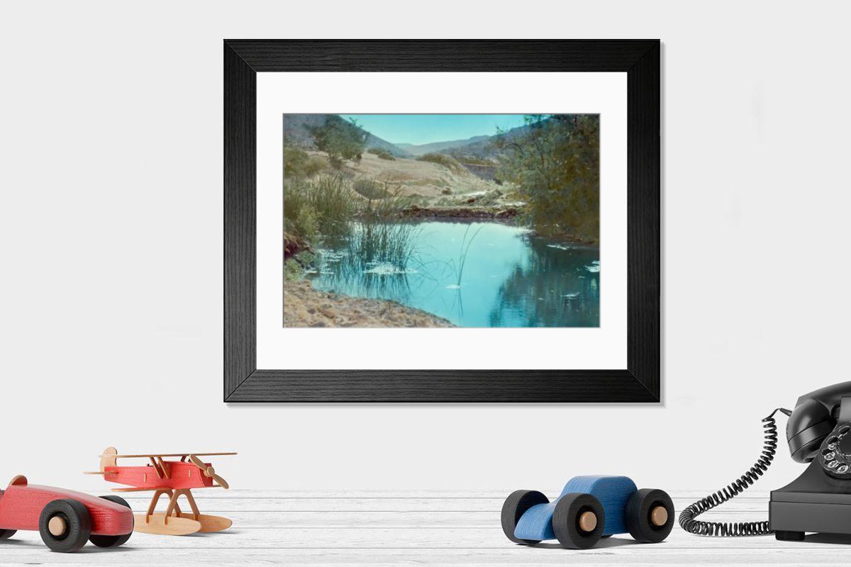 Shown hanging in a room: Modern 14"x12" (36x31cm)