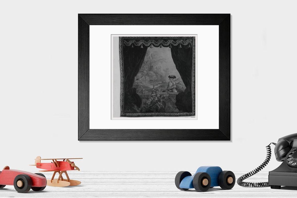 Shown hanging in a room: Modern 14"x12" (36x31cm)