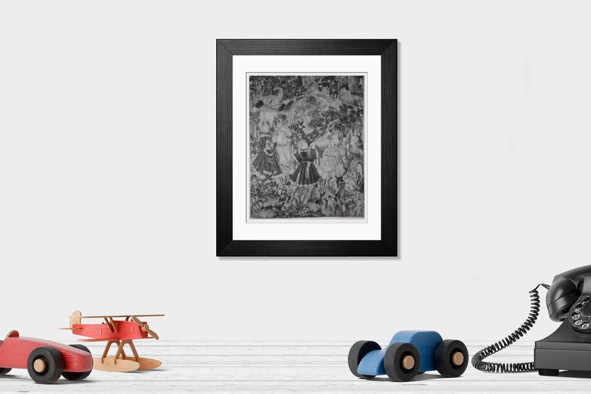 Shown hanging in a room: Modern 14"x12" (36x31cm)