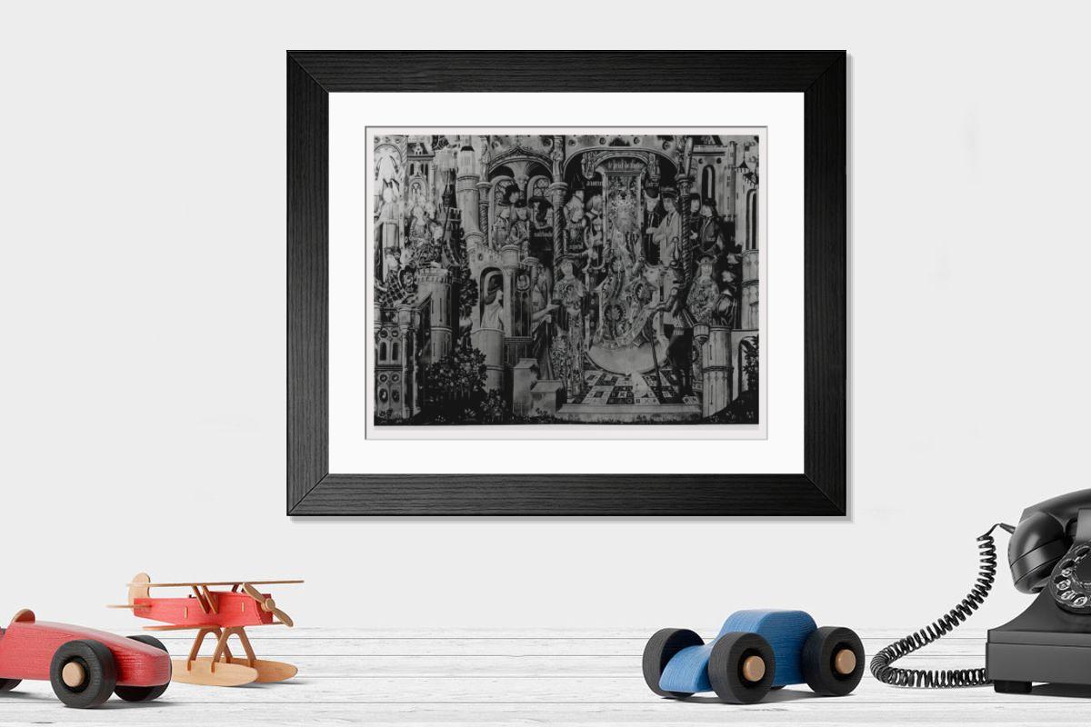 Shown hanging in a room: Modern 14"x12" (36x31cm)