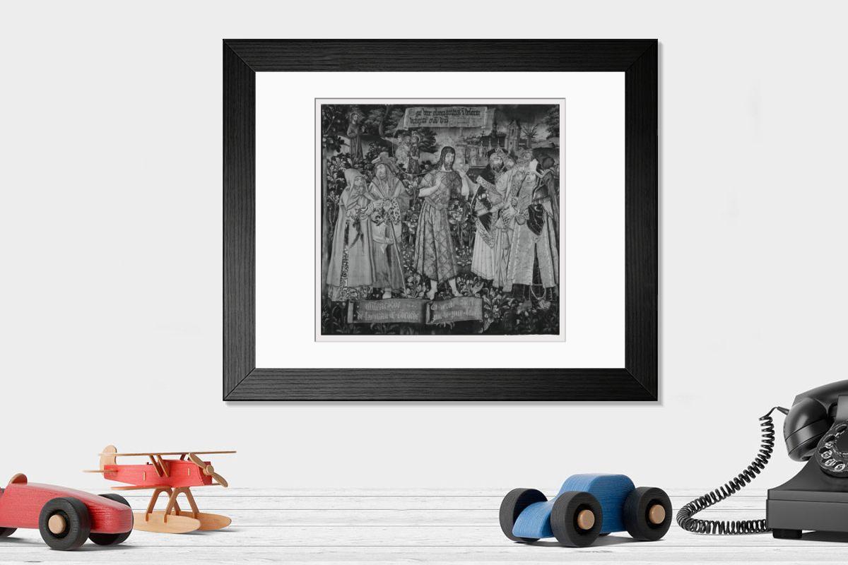 Shown hanging in a room: Modern 14"x12" (36x31cm)