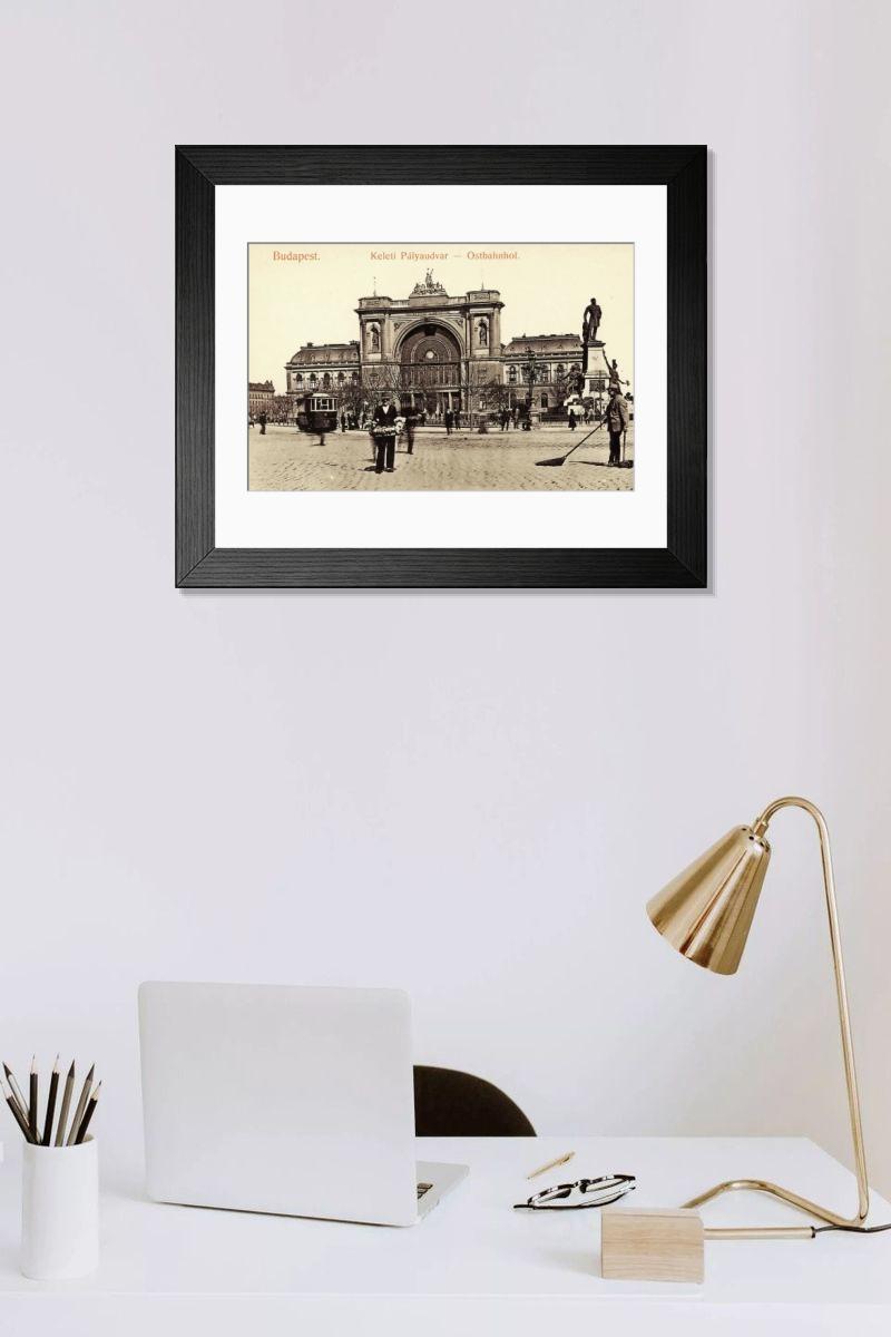 Shown hanging in a room: Modern 14"x12" (36x31cm)