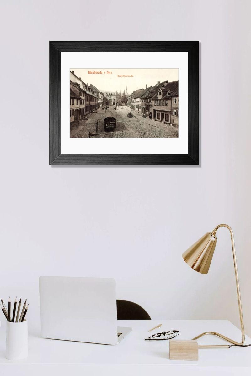 Shown hanging in a room: Modern 14"x12" (36x31cm)