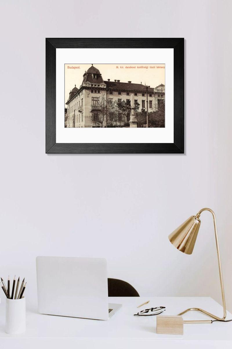 Shown hanging in a room: Modern 14"x12" (36x31cm)