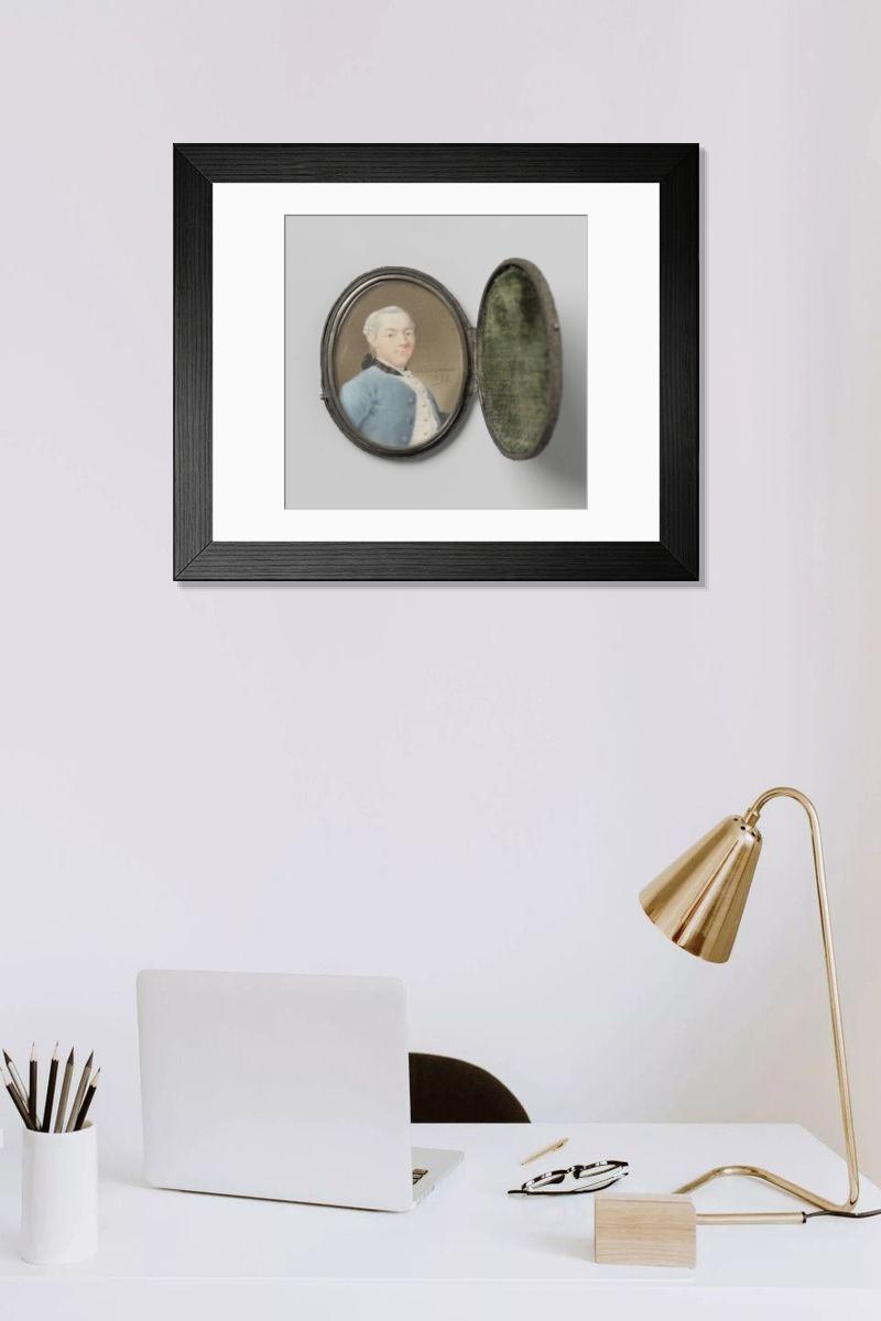 Shown hanging in a room: Modern 14"x12" (36x31cm)