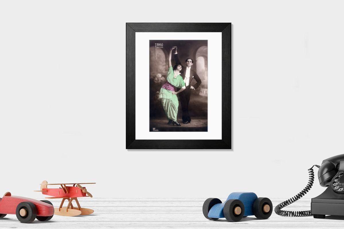 Shown hanging in a room: Modern 14"x12" (36x31cm)