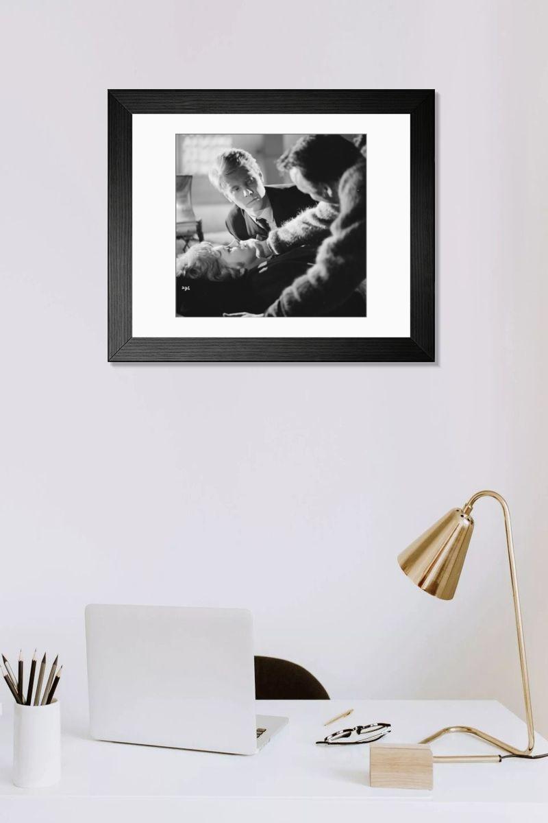 Shown hanging in a room: Modern 14"x12" (36x31cm)